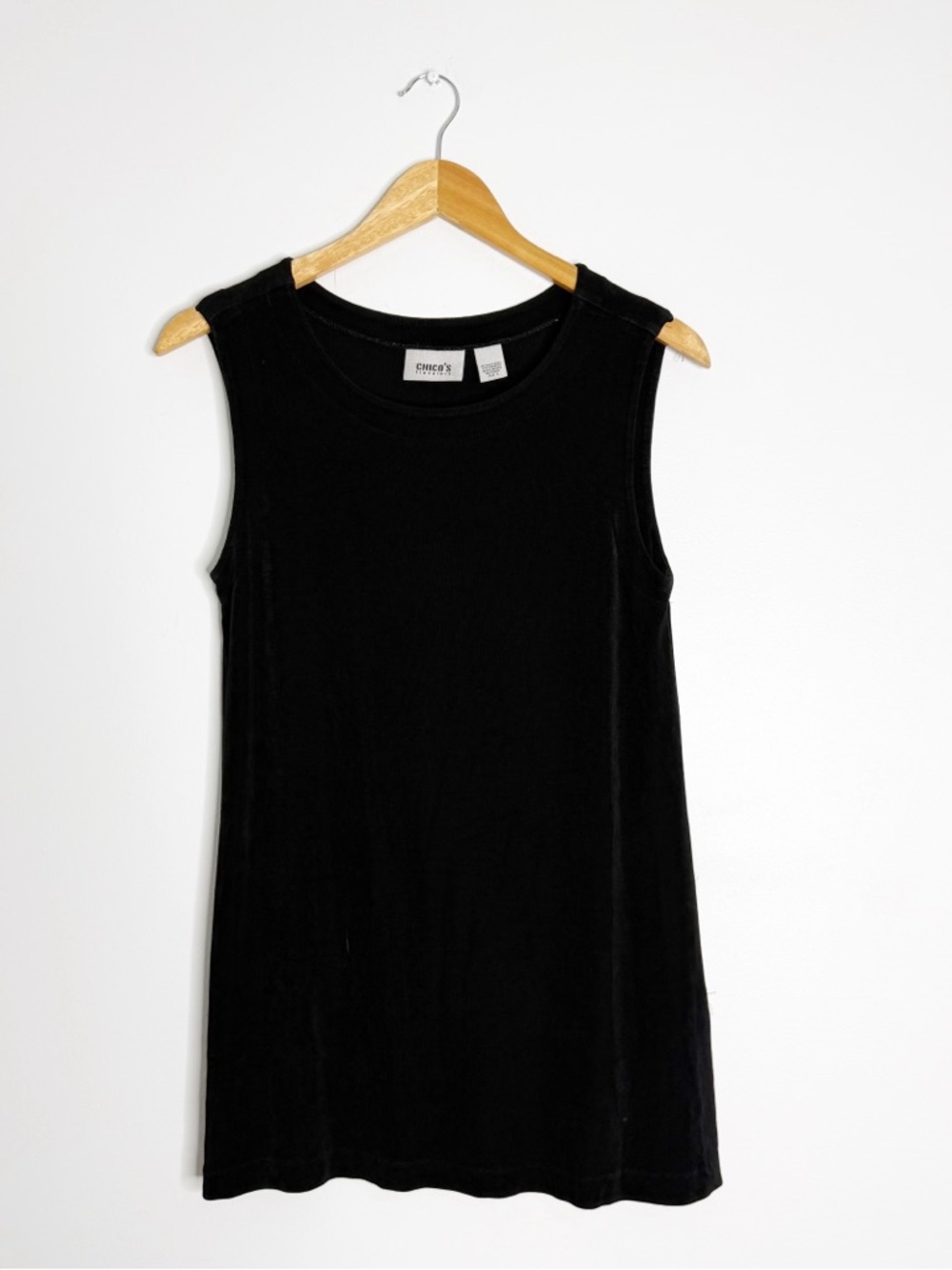 Chico’s Travelers 1 Black Tank Top Womens Medium Stretch Sleeveless